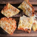 Easy Garlic Cheesy Bread - SimplyGloria.com