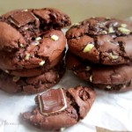 Mint Triple Chocolate Cookies SimplyGloria.com #mint #chocolate #cookies