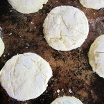 Buttermilk Biscuits - Easy and homemade!