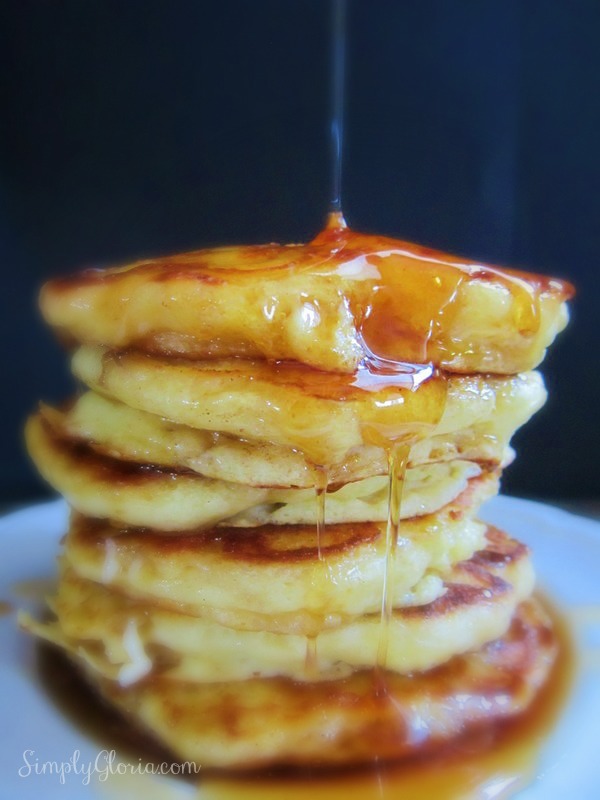 Buttermilk Pancakes - SimplyGloria.com  #pancakes