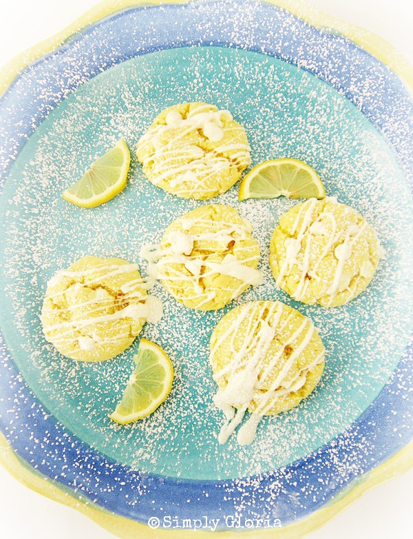 White Chocolate Lemon Cookies - SimplyGloria.com #lemon #cookies