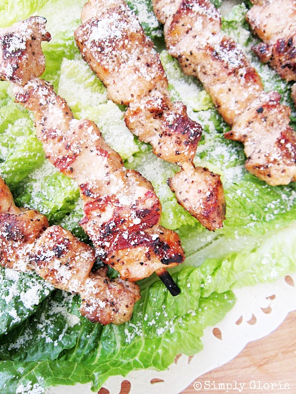 Grilled Chicken Caesar Salad - SimplyGloria.com #grill