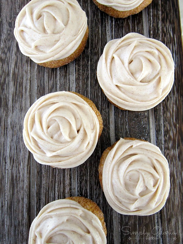 Pumpkin Snickerdoodles with Cream Cheese Cinnamon Icing by SimplyGloria.com