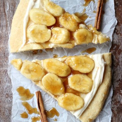 Bananas Foster Cookie Pizza