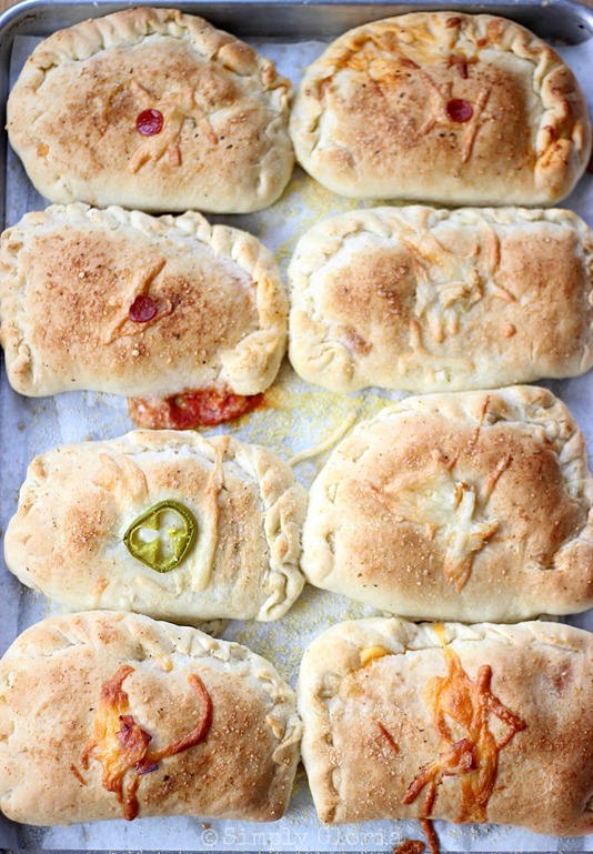 Homemade Stuffed Pizza Pockets from SimplyGloria.com #dough
