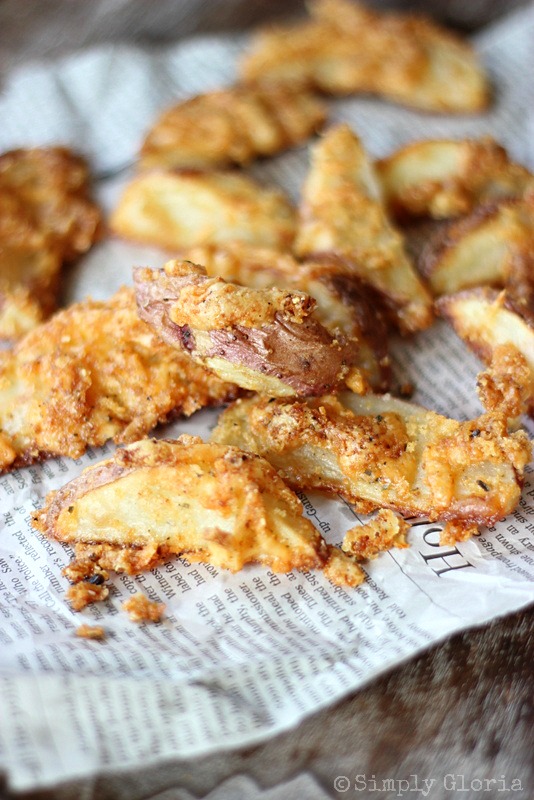 Crispy Cheddar Baked Fries with SimplyGloria.com #fries