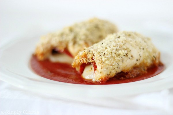 Mozzarella & Pepperoni Stuffed Chicken with SimplyGloria.com #chicken #dinner
