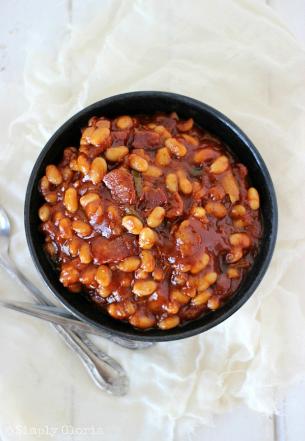 Baked Beans With Bacon by SimplyGloria.com