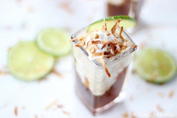 Dirty Dr. Pepper Floats with coconut ice cream from SimplyGloria.com #coconut #lime
