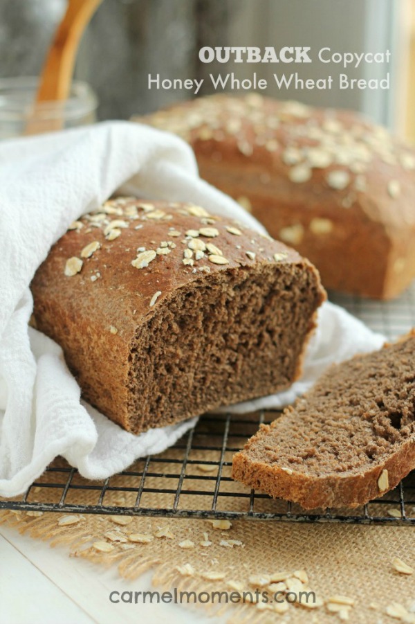 Outback-Copycat-Honey-Whole-Wheat-Bread2-text-682x1024
