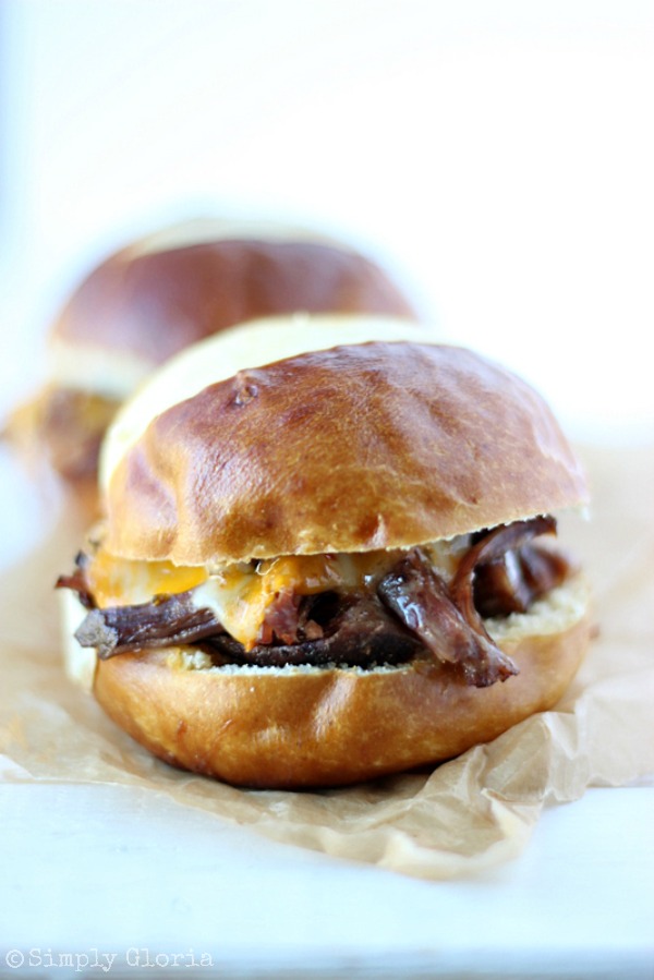 French Dip Shredded Beef Sliders with SimplyGloria.com #sandwiches #cheese
