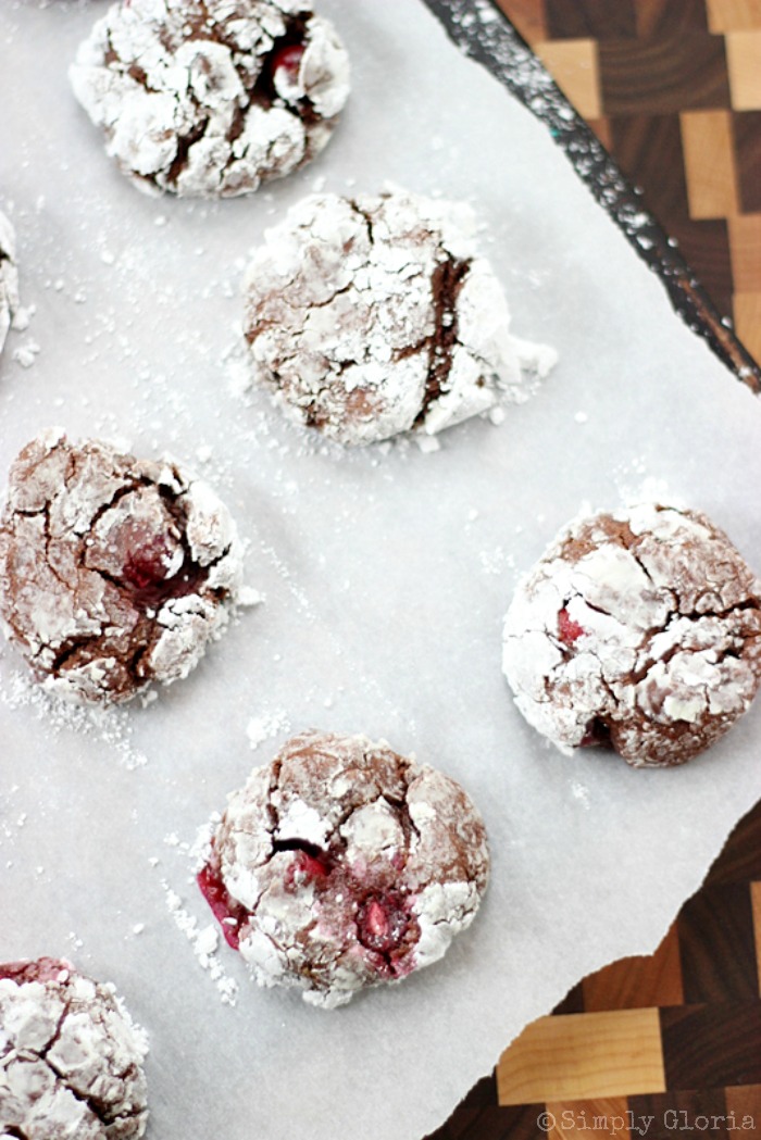 Dark Chocolate Cranberry Brownie Cookies with SimplyGloria.com #brownies #cookies