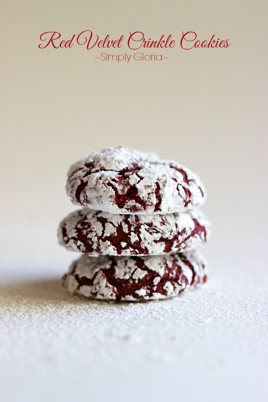 Red Velvet Crinkle Cookies by SimplyGloria.com #RedVelvet #Cookies