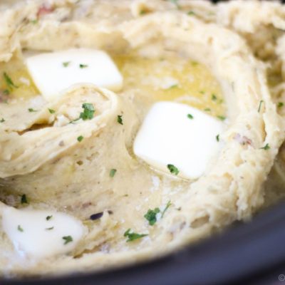 Slow Cooker Garlic Buttermilk Mashed Potatoes