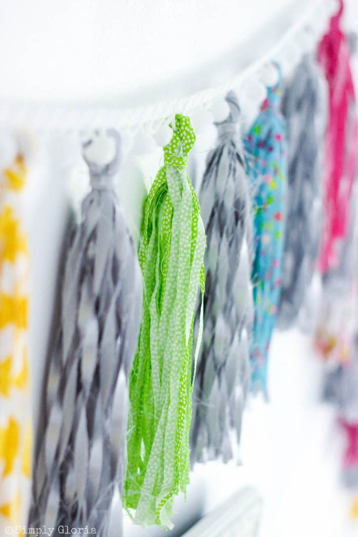 Making a No-Sew Fabric Tassel Garland is simple and fun with your favorite fabric! #tutorial vii